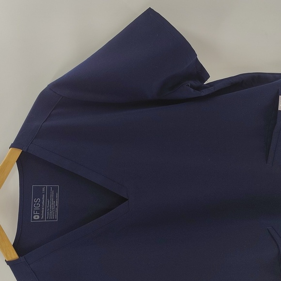 FIGS Pullover Scrub Top Size XXL Style Casma Blue V Neck Short Sleeve Pockets - Picture 4 of 8